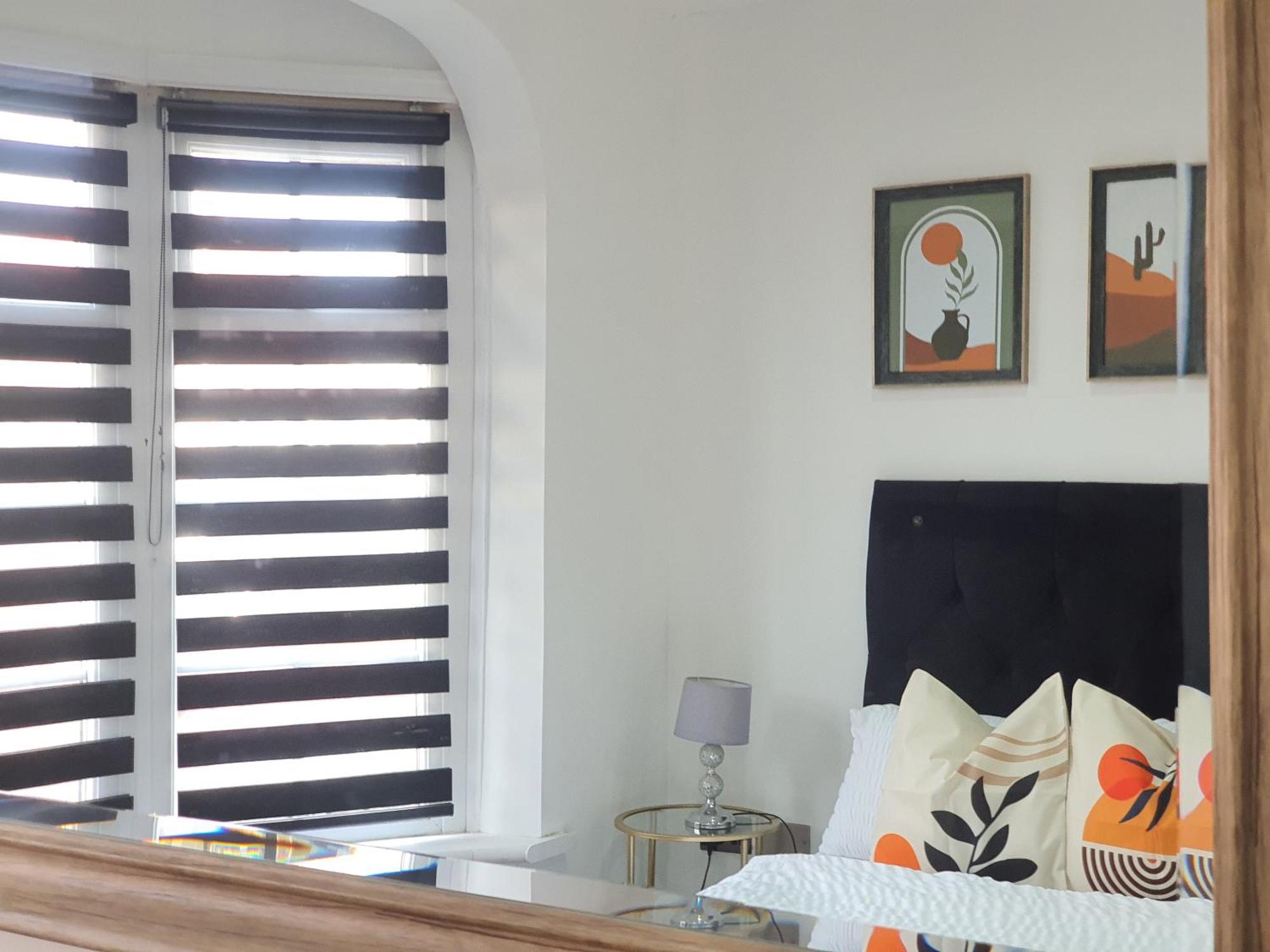 Only Family Groups - Pets Stay For Free - Sleeps 8 - Sofabed Blackpool Exterior photo
